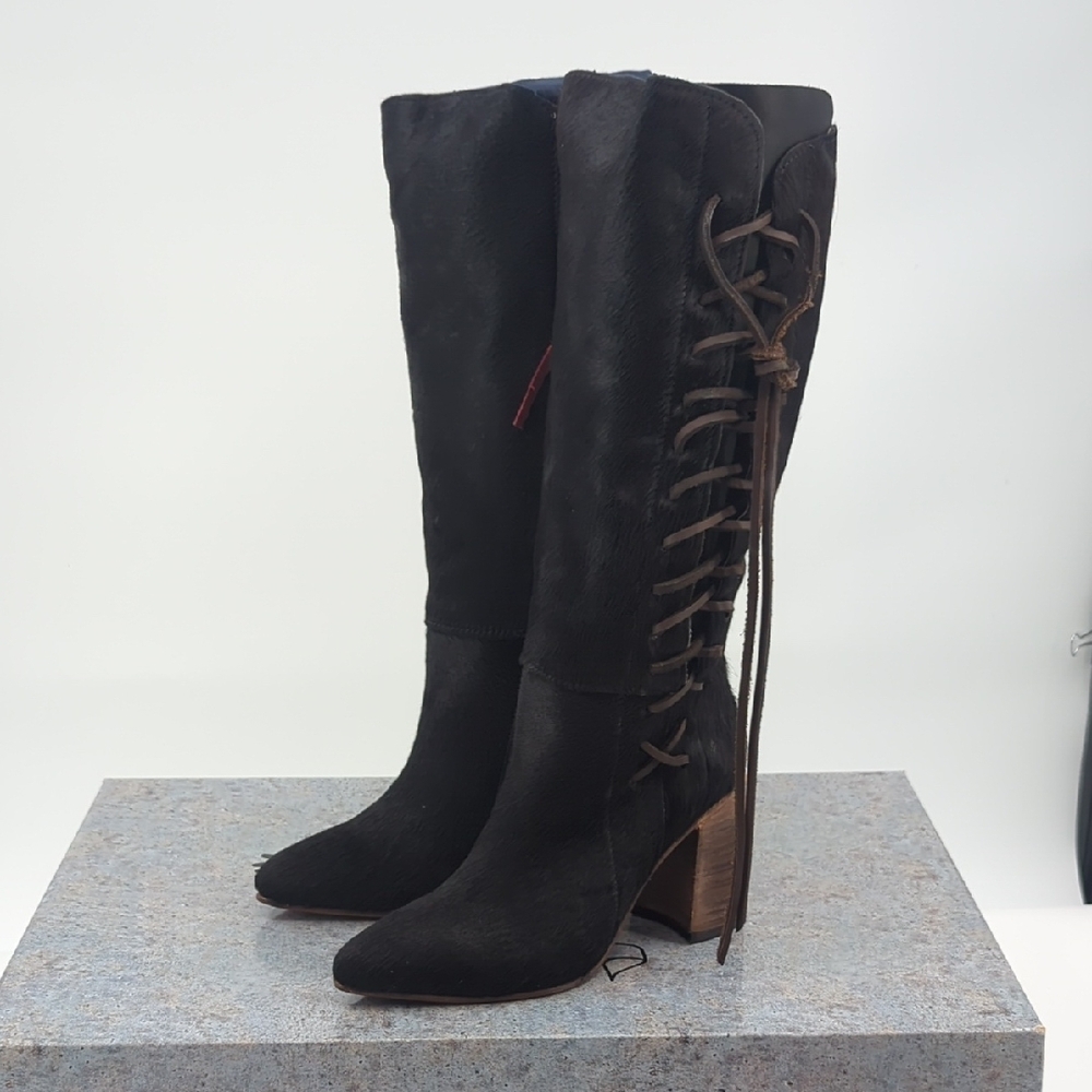 FREEBIRD *NIB* Joaquin Boots in Black Calf Hair Lacing Detail Flared Heel Sz 7 - Picture 5 of 11